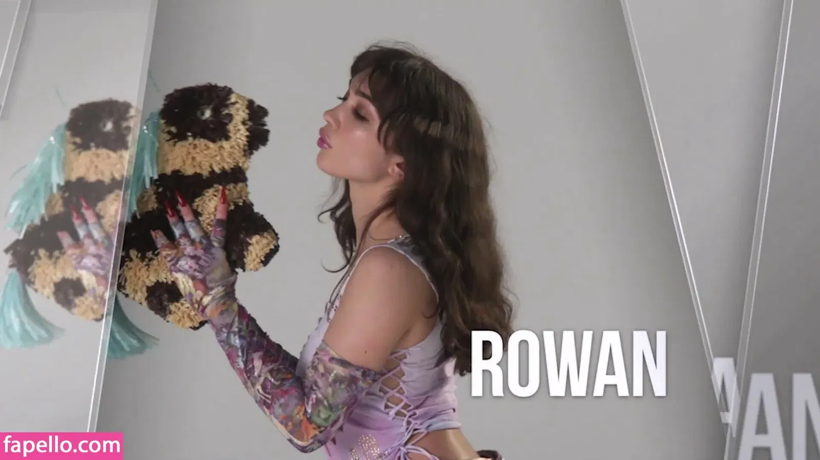 Rowan Blanchard / Simp Chat / rowanblanchard Onlyfans Photo Gallery 