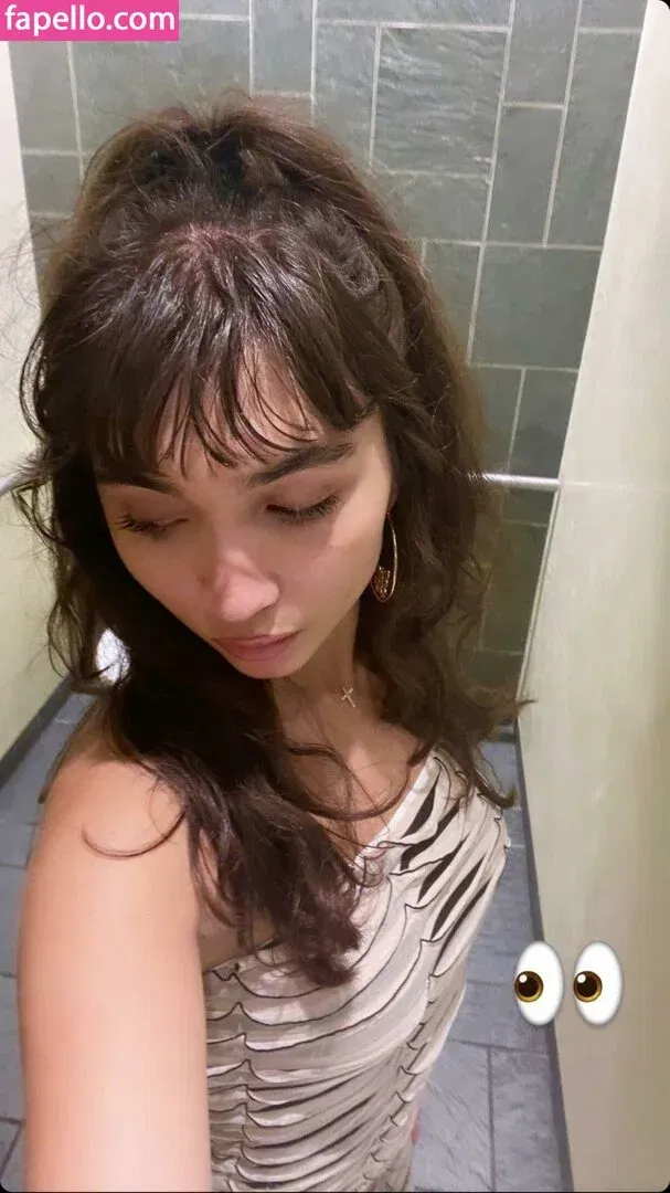 Rowan Blanchard / Simp Chat / rowanblanchard Onlyfans Photo Gallery 