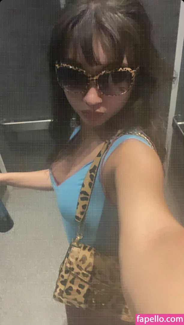 Rowan Blanchard / Simp Chat / rowanblanchard Onlyfans Photo Gallery 