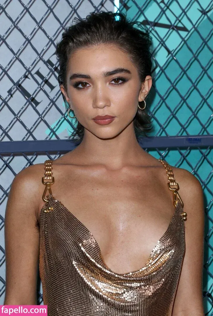 Rowan Blanchard / Simp Chat / rowanblanchard Onlyfans Photo Gallery 