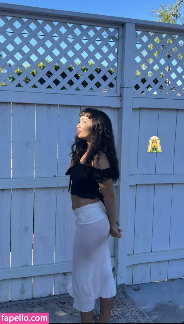 Rowan Blanchard / Simp Chat / rowanblanchard Onlyfans Photo Gallery 