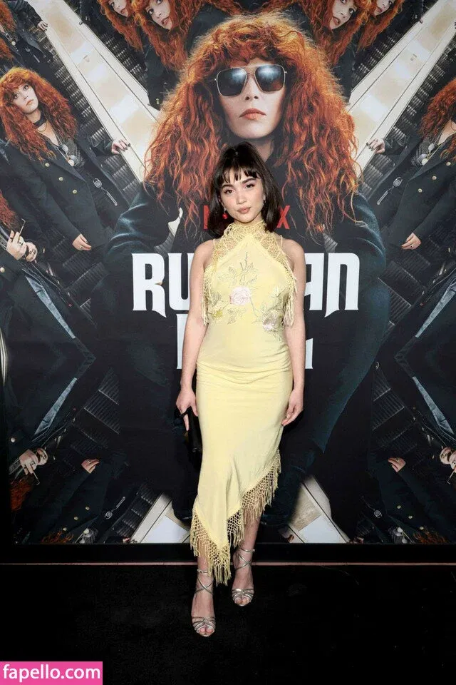 Rowan Blanchard / Simp Chat / rowanblanchard Onlyfans Photo Gallery 