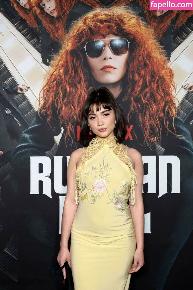 Rowan Blanchard / Simp Chat / rowanblanchard Onlyfans Photo Gallery 