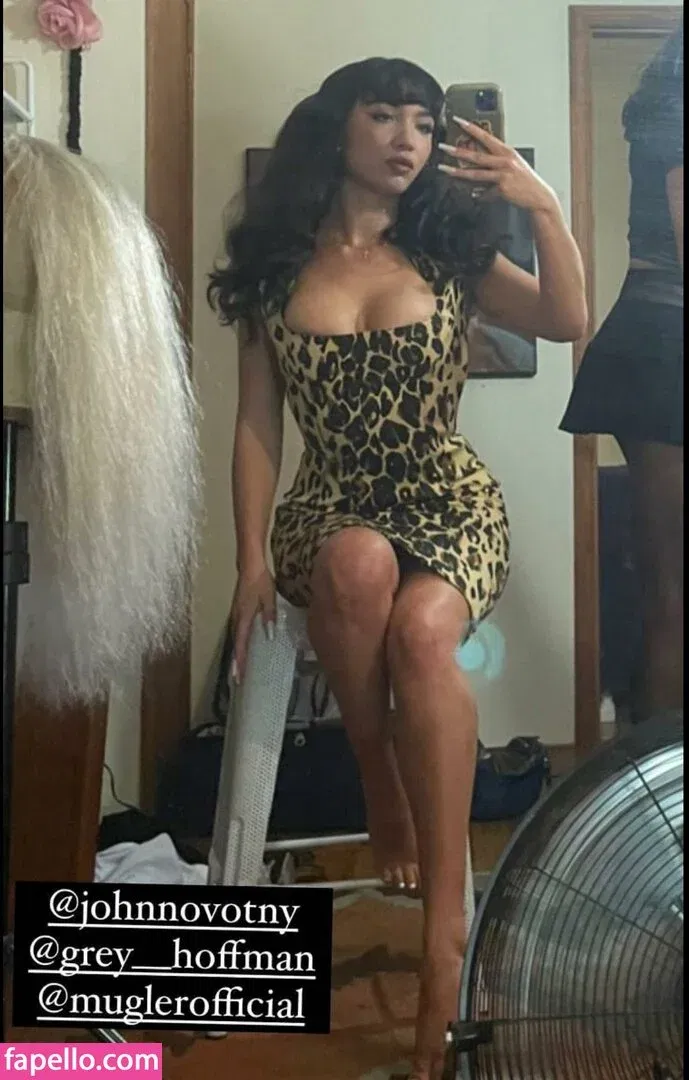 Rowan Blanchard / Simp Chat / rowanblanchard Onlyfans Photo Gallery 