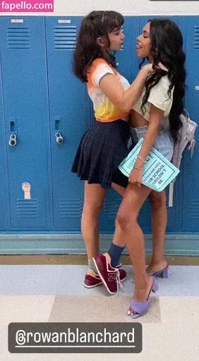 Rowan Blanchard / Simp Chat / rowanblanchard Onlyfans Photo Gallery 