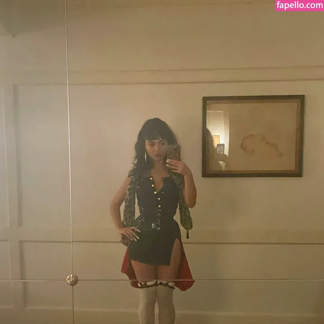 Rowan Blanchard / Simp Chat / rowanblanchard Onlyfans Photo Gallery 