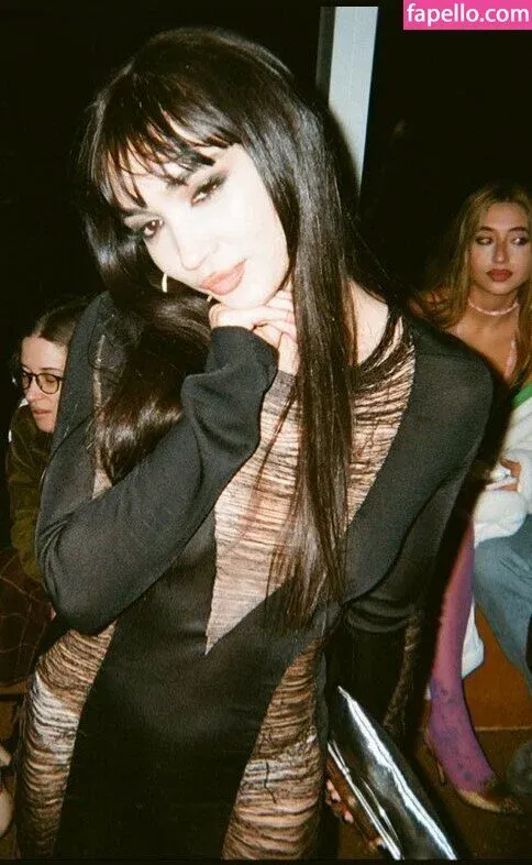 Rowan Blanchard / Simp Chat / rowanblanchard Onlyfans Photo Gallery 