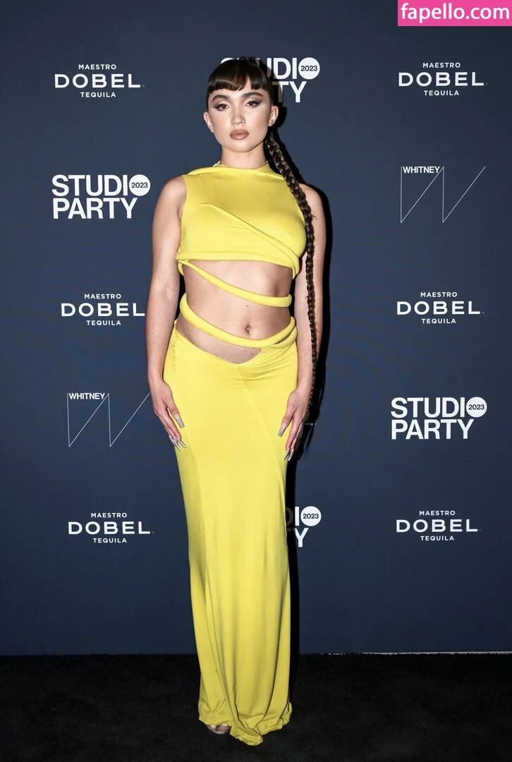 Rowan Blanchard / Simp Chat / rowanblanchard Onlyfans Photo Gallery 