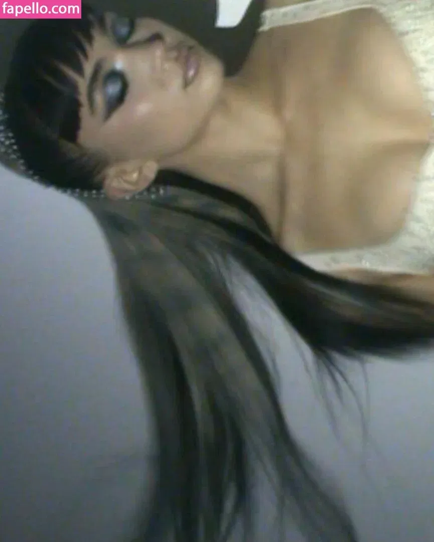 Rowan Blanchard / Simp Chat / rowanblanchard Onlyfans Photo Gallery 