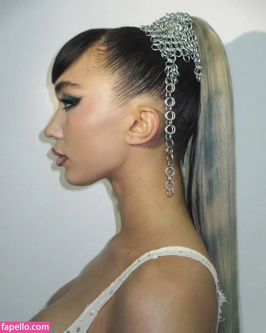 Rowan Blanchard / Simp Chat / rowanblanchard Onlyfans Photo Gallery 