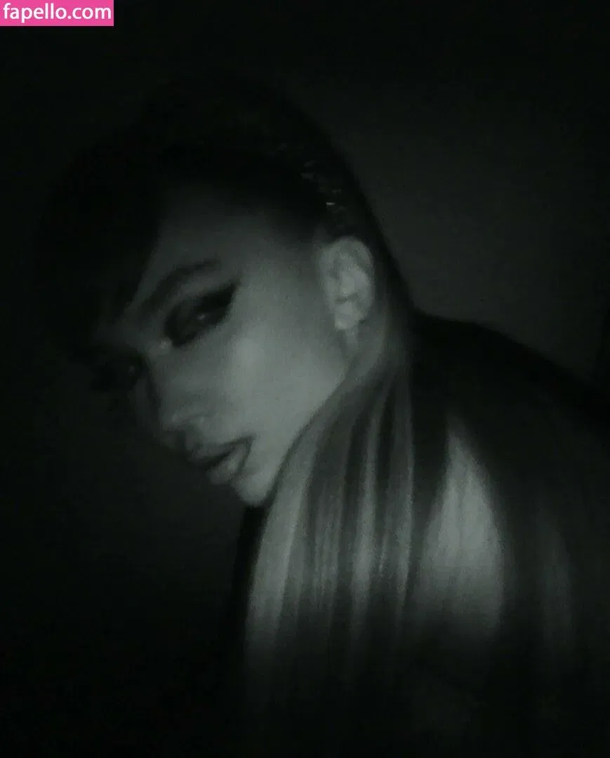 Rowan Blanchard / Simp Chat / rowanblanchard Onlyfans Photo Gallery 