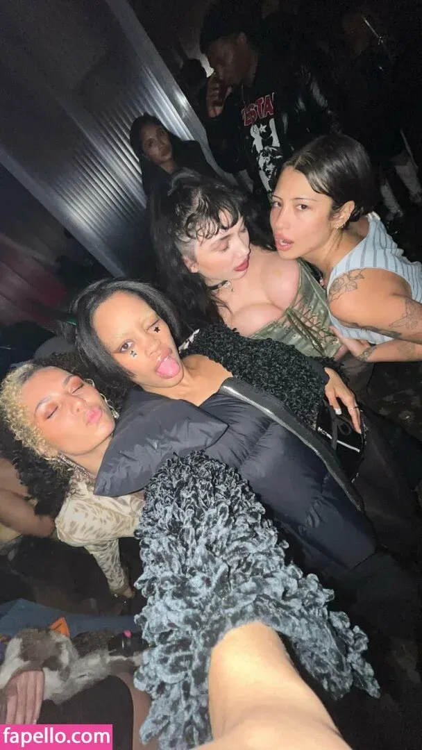 Rowan Blanchard / Simp Chat / rowanblanchard Onlyfans Photo Gallery 