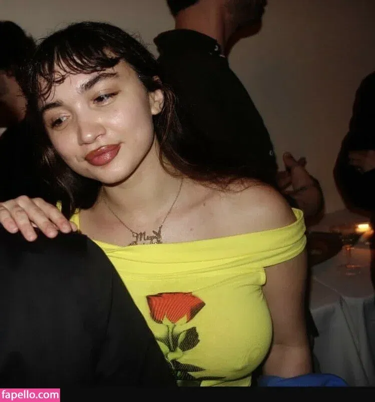 Rowan Blanchard / Simp Chat / rowanblanchard Onlyfans Photo Gallery 