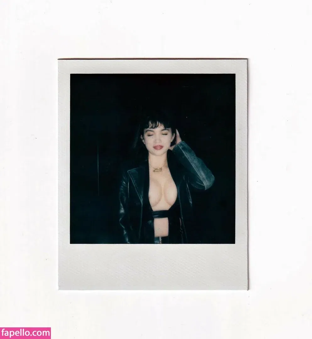 Rowan Blanchard / Simp Chat / rowanblanchard Onlyfans Photo Gallery 