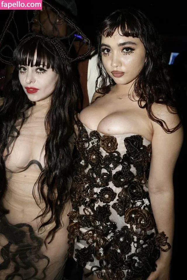 Rowan Blanchard / Simp Chat / rowanblanchard Onlyfans Photo Gallery 