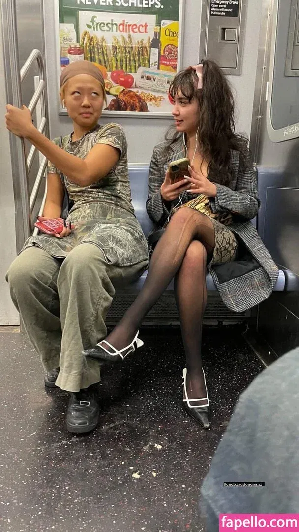 Rowan Blanchard / Simp Chat / rowanblanchard Onlyfans Photo Gallery 