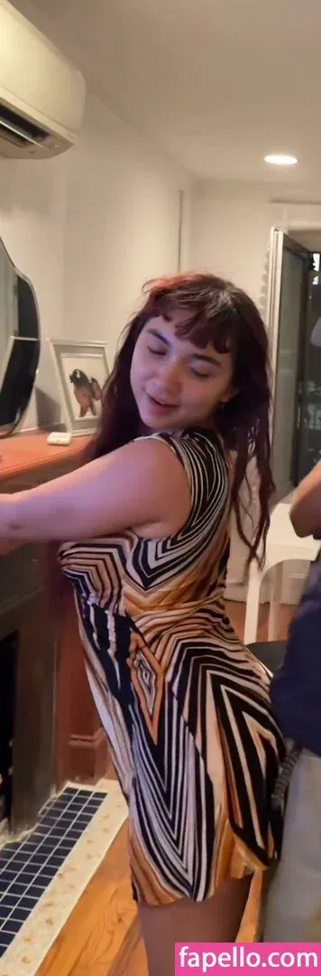 Rowan Blanchard / Simp Chat / rowanblanchard Onlyfans Photo Gallery 