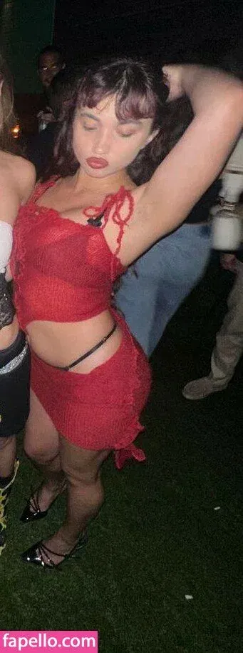 Rowan Blanchard / Simp Chat / rowanblanchard Onlyfans Photo Gallery 