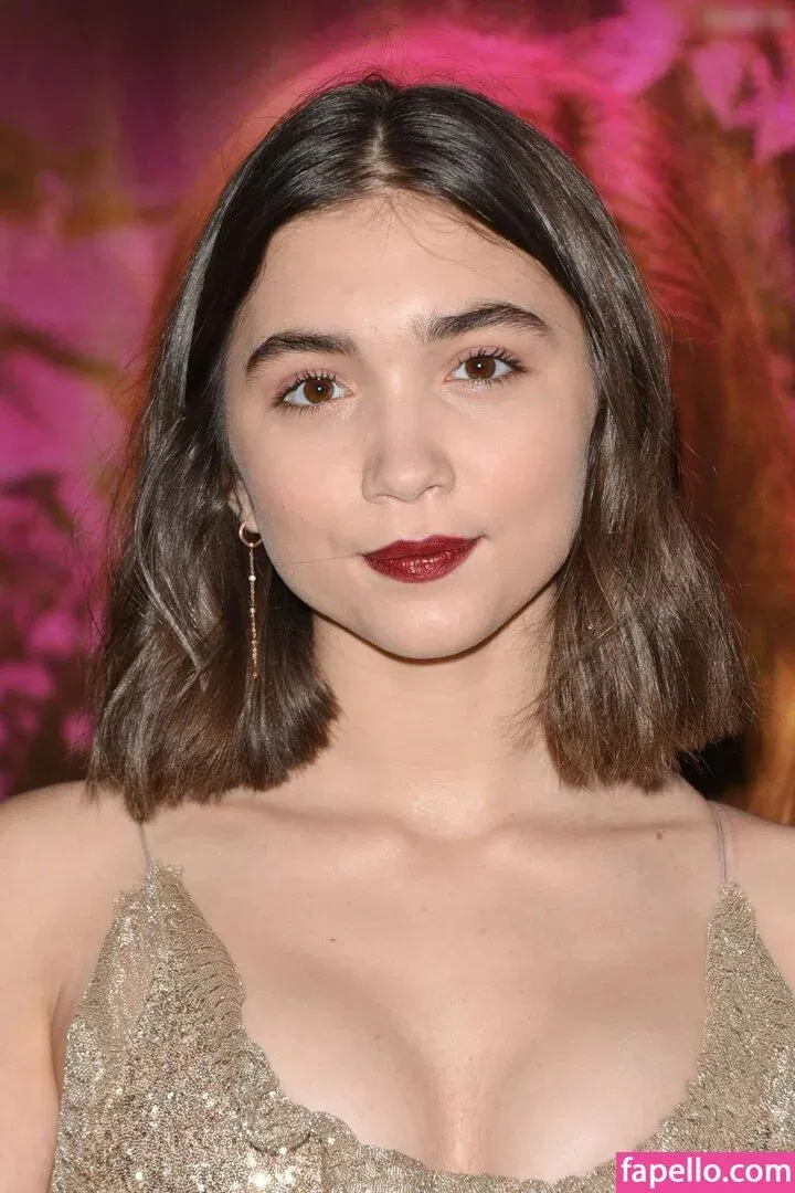 Rowan Blanchard / Simp Chat / rowanblanchard Onlyfans Photo Gallery 