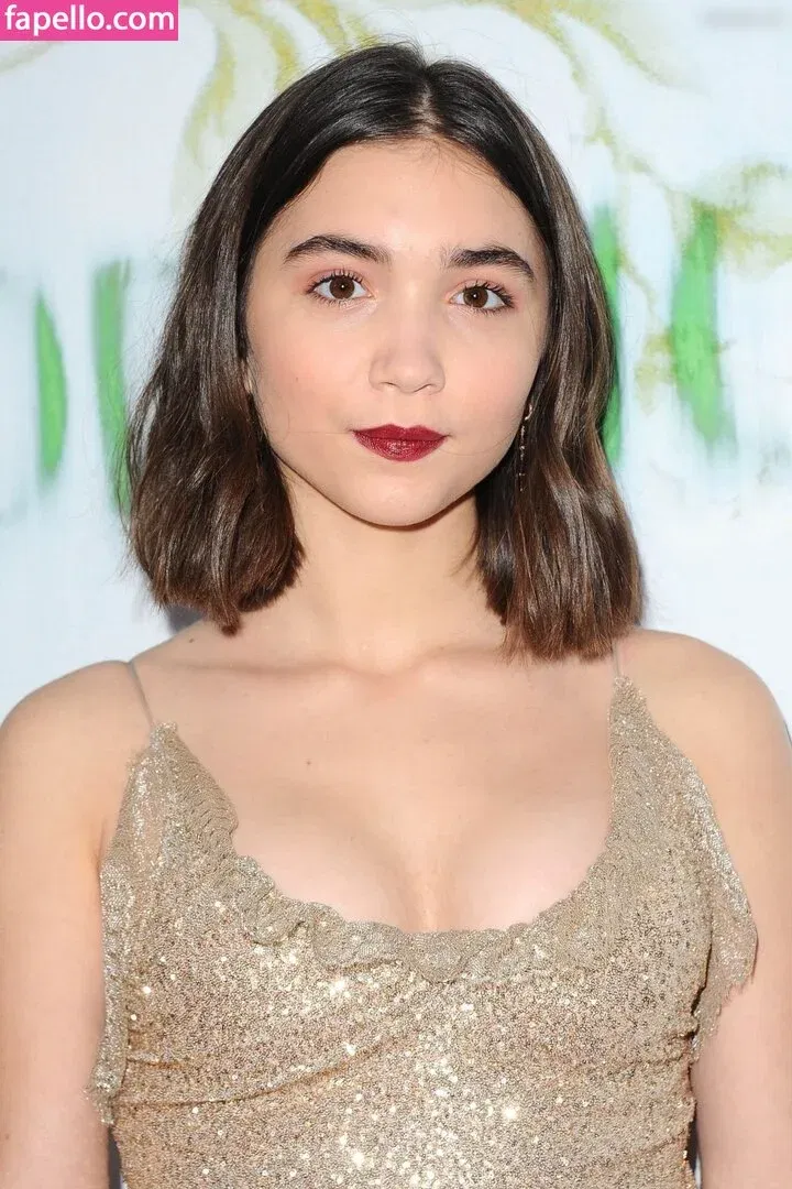 Rowan Blanchard / Simp Chat / rowanblanchard Onlyfans Photo Gallery 