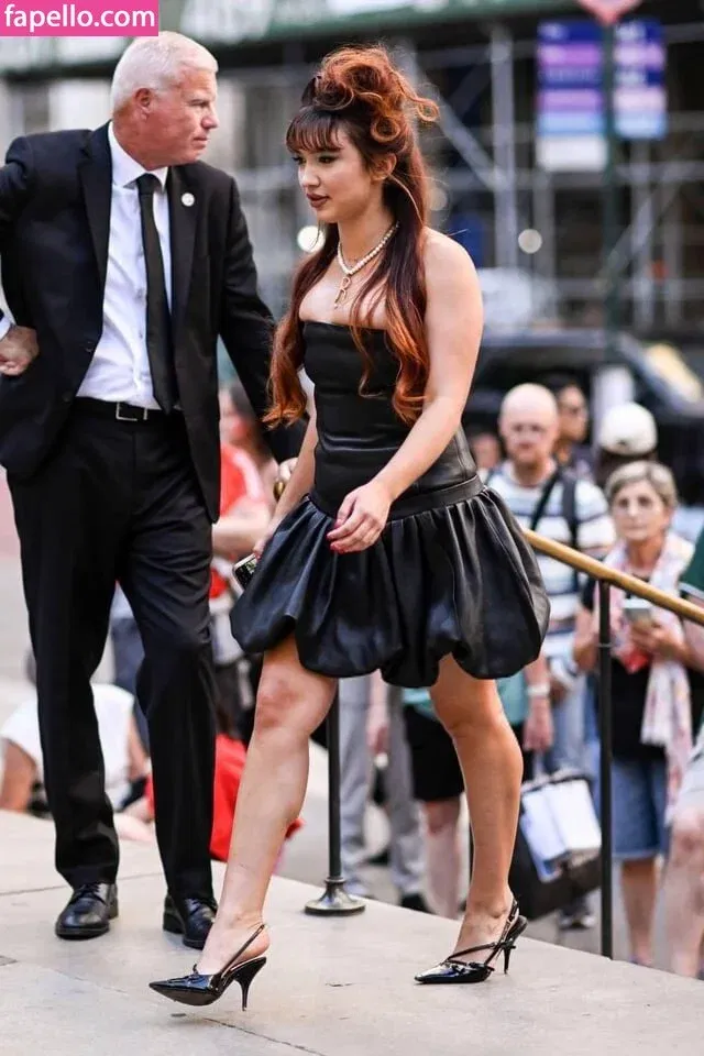 Rowan Blanchard / Simp Chat / rowanblanchard Onlyfans Photo Gallery 