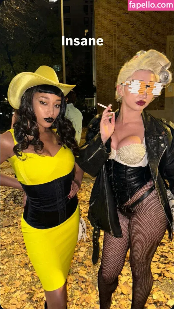 Rowan Blanchard / Simp Chat / rowanblanchard Onlyfans Photo Gallery 