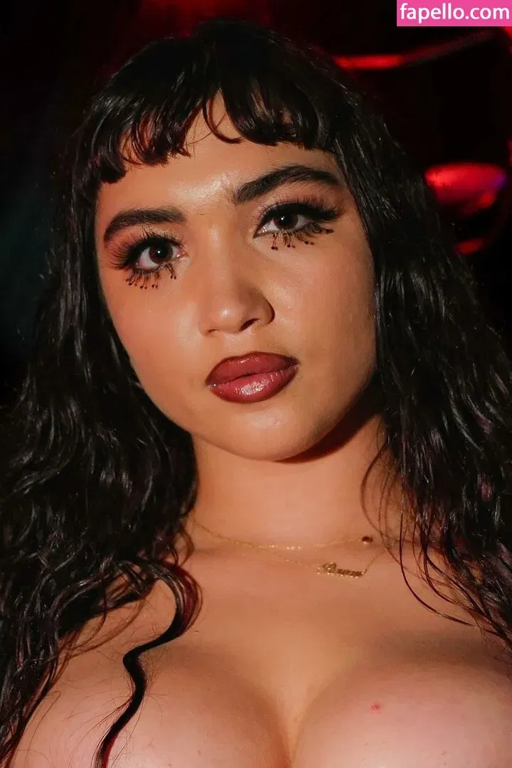 Rowan Blanchard / Simp Chat / rowanblanchard Onlyfans Photo Gallery 