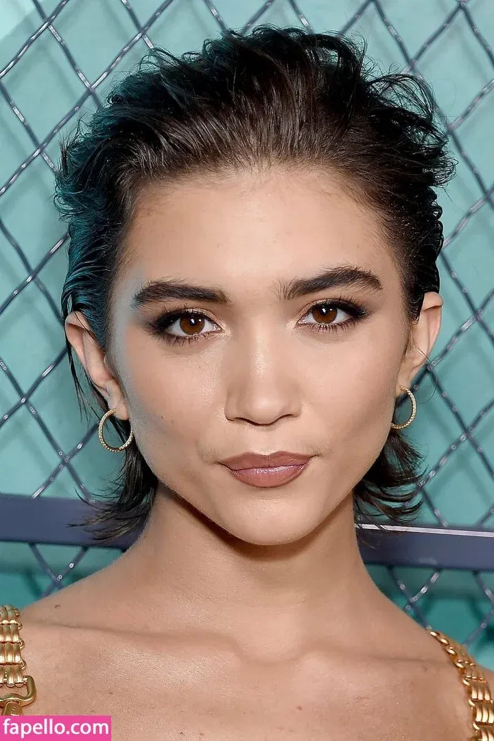 Rowan Blanchard / Simp Chat / rowanblanchard Onlyfans Photo Gallery 