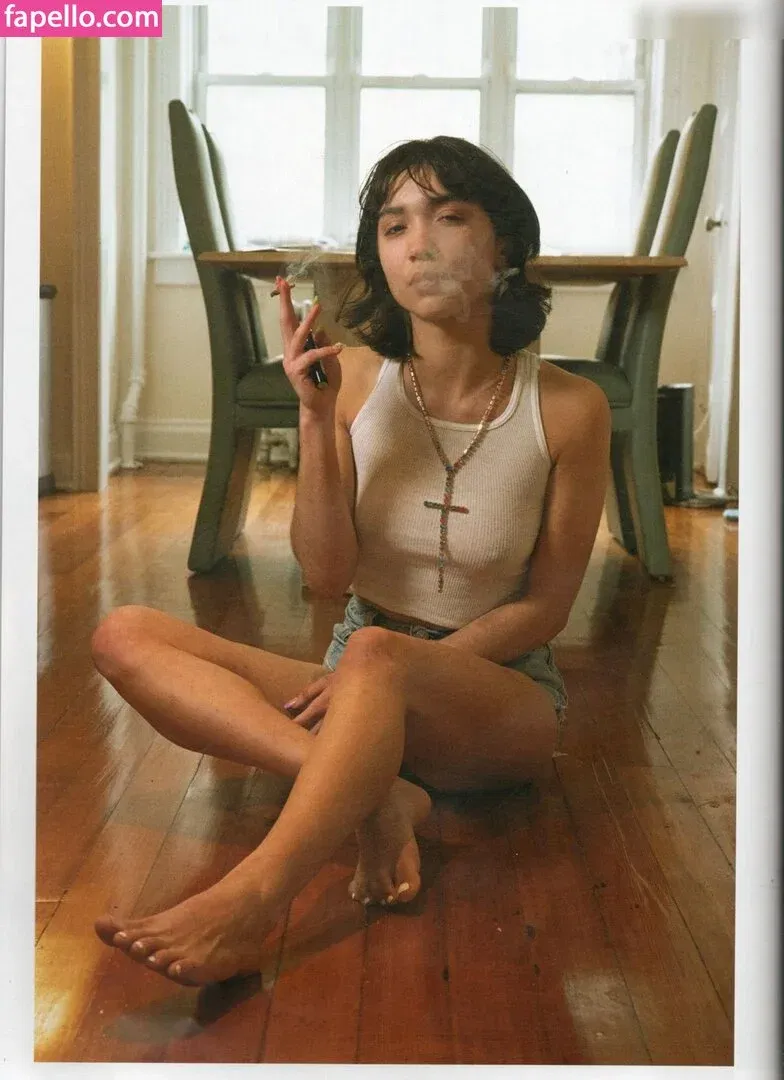 Rowan Blanchard / Simp Chat / rowanblanchard Onlyfans Photo Gallery 