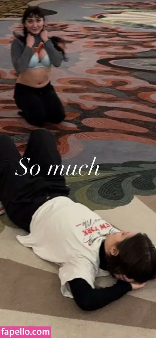 Rowan Blanchard / Simp Chat / rowanblanchard Onlyfans Photo Gallery 