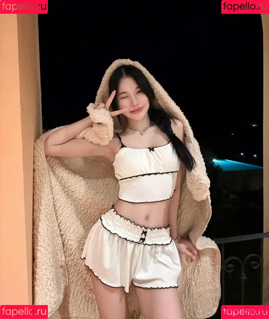 babymangpor / bmangpor Onlyfans Photo Gallery 