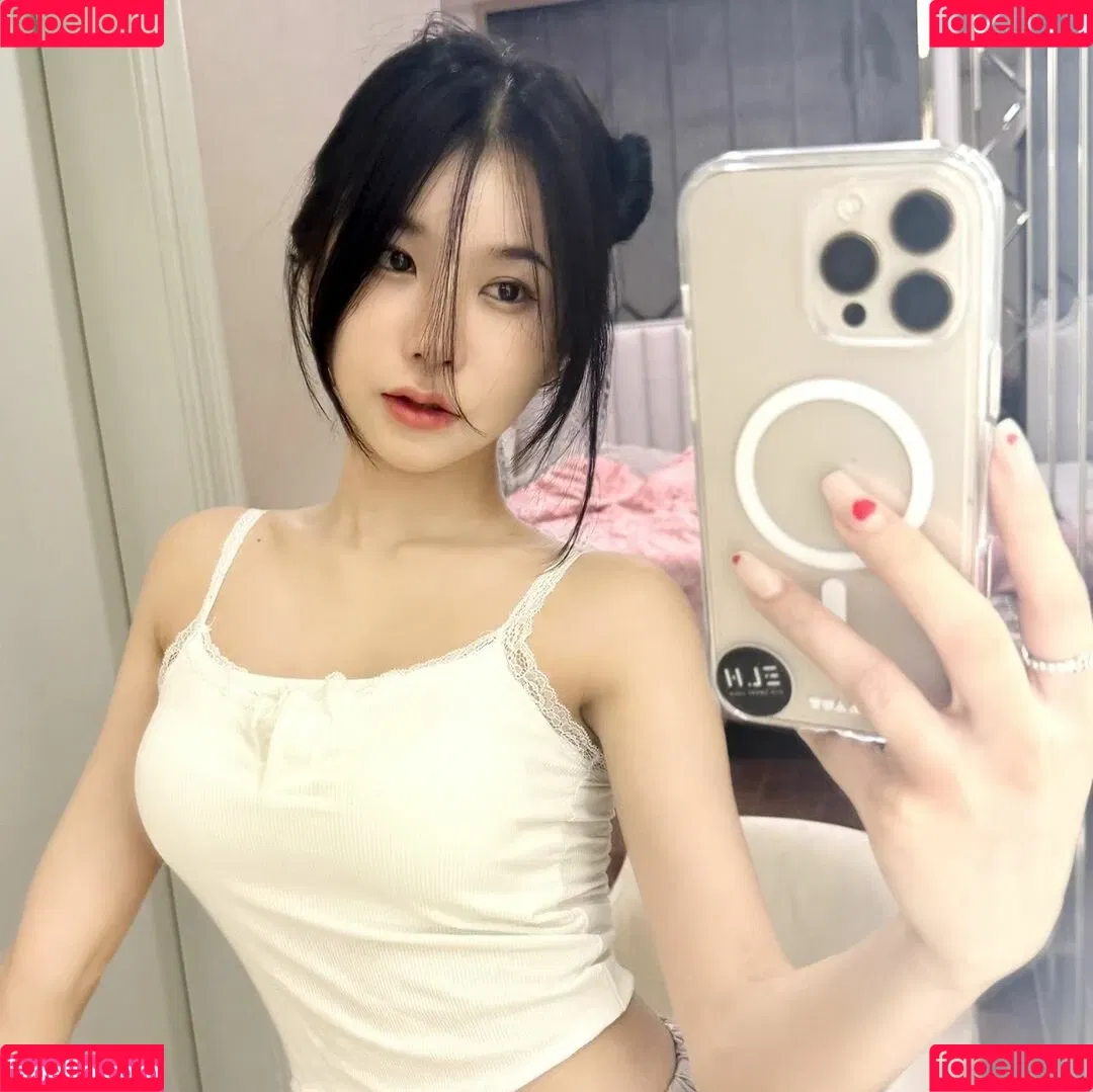 babymangpor / bmangpor Onlyfans Photo Gallery 