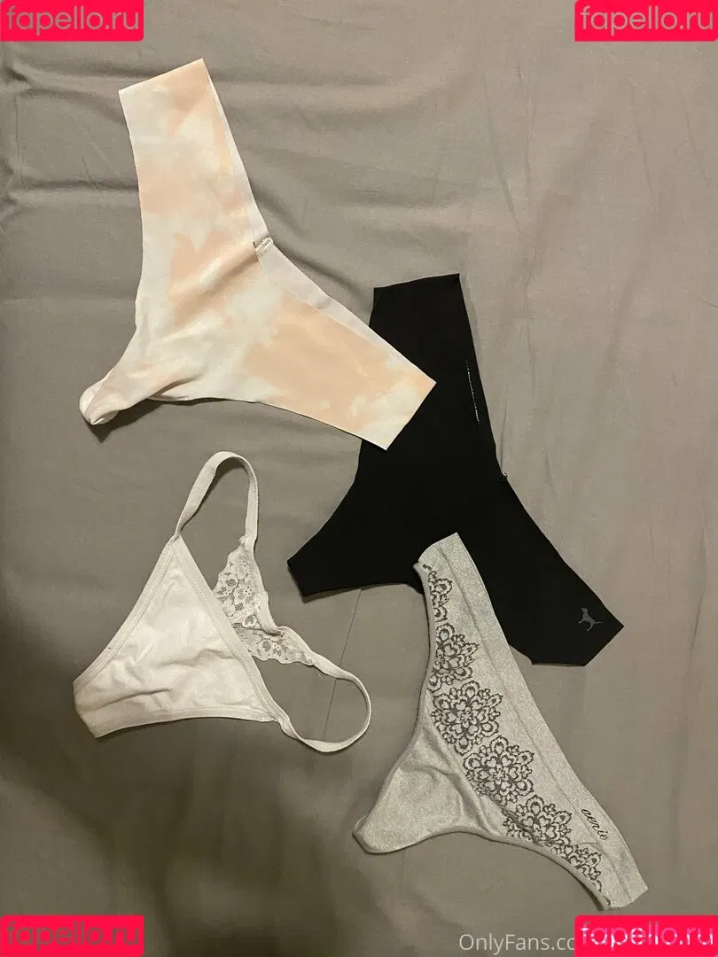 Kiera Young / Milawoods / kierayoung / kierayoung_ Onlyfans Photo Gallery 