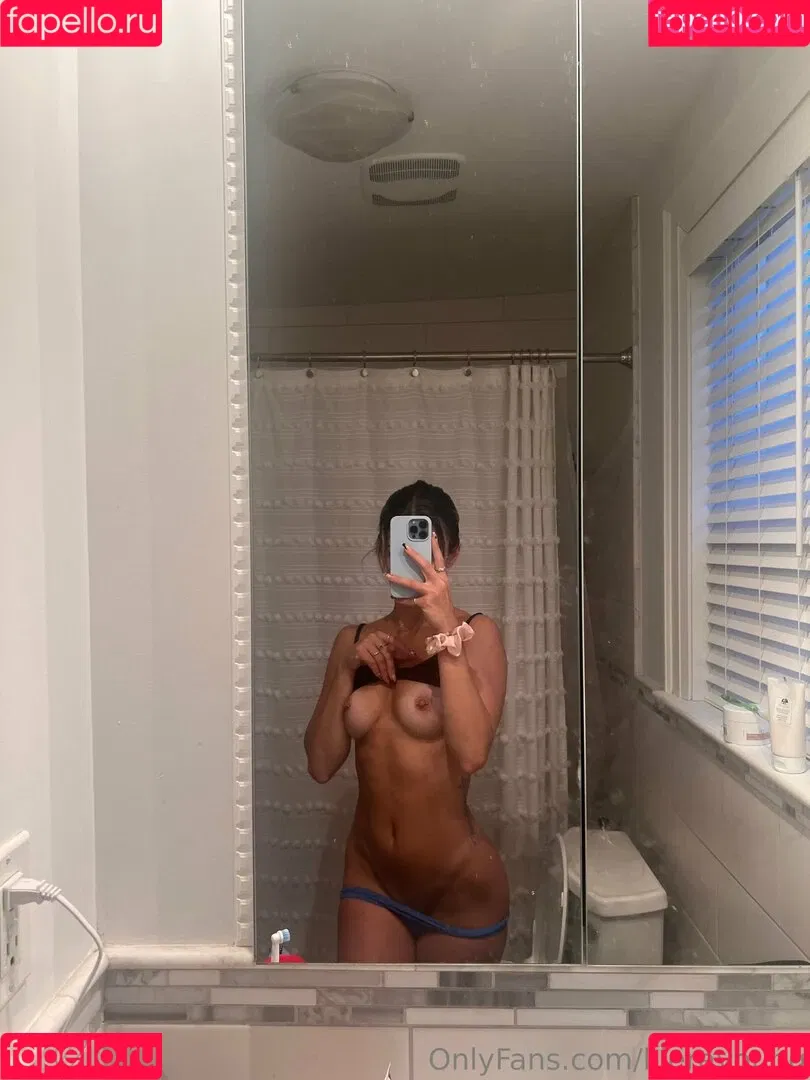 Kiera Young / Milawoods / kierayoung / kierayoung_ Onlyfans Photo Gallery 