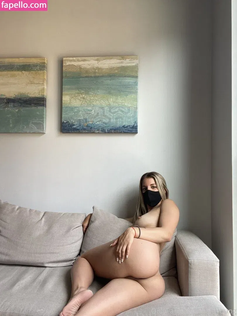 Kiera Young / Milawoods / kierayoung / kierayoung_ Onlyfans Photo Gallery 