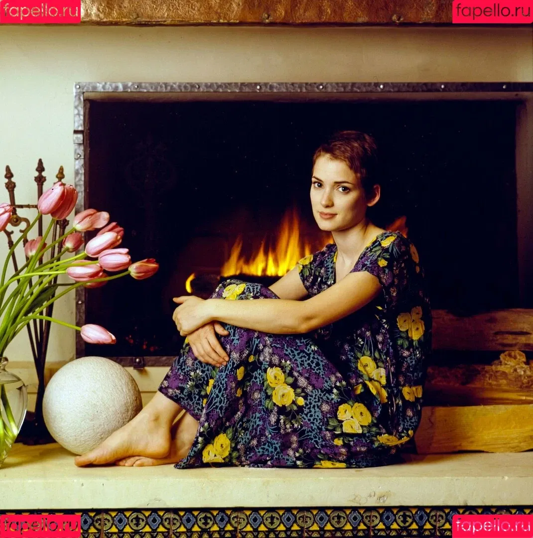 Winona Ryder / winonaryderofficial Onlyfans Photo Gallery 
