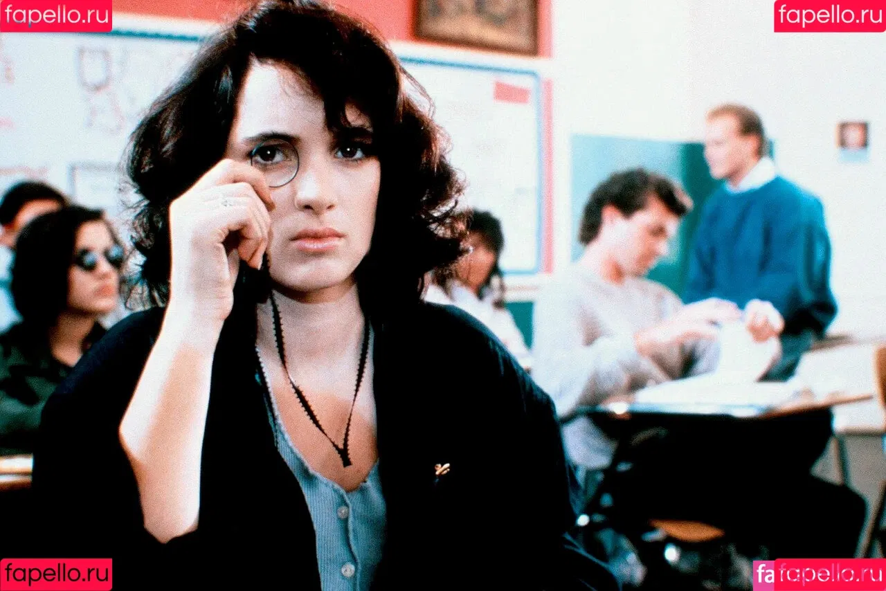 Winona Ryder / winonaryderofficial Onlyfans Photo Gallery 