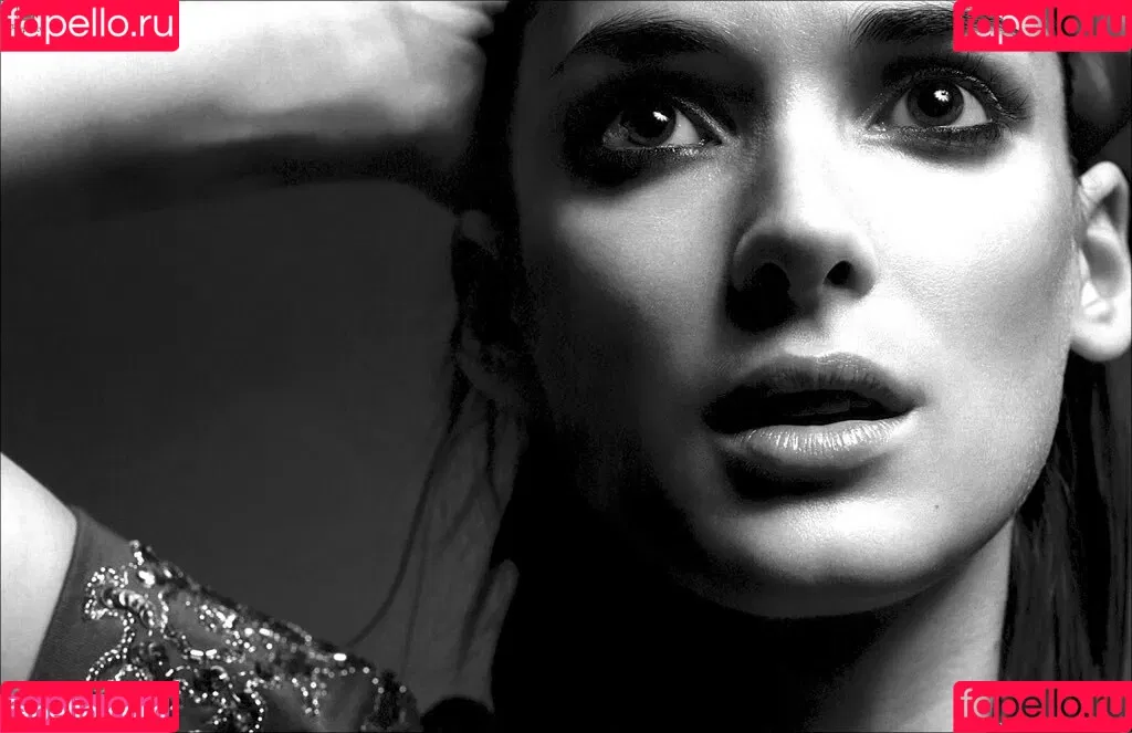 Winona Ryder / winonaryderofficial Onlyfans Photo Gallery 