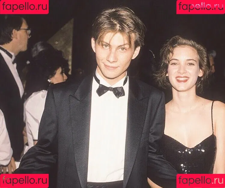Winona Ryder / winonaryderofficial Onlyfans Photo Gallery 