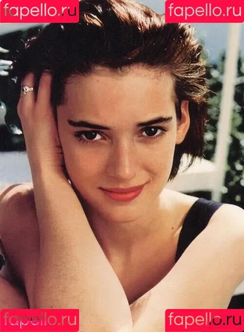 Winona Ryder / winonaryderofficial Onlyfans Photo Gallery 