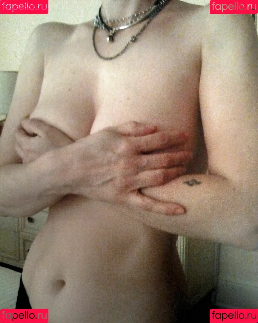 Winona Ryder / winonaryderofficial Onlyfans Photo Gallery 