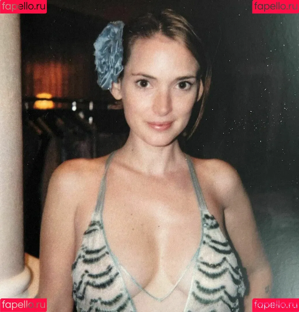 Winona Ryder / winonaryderofficial Onlyfans Photo Gallery 