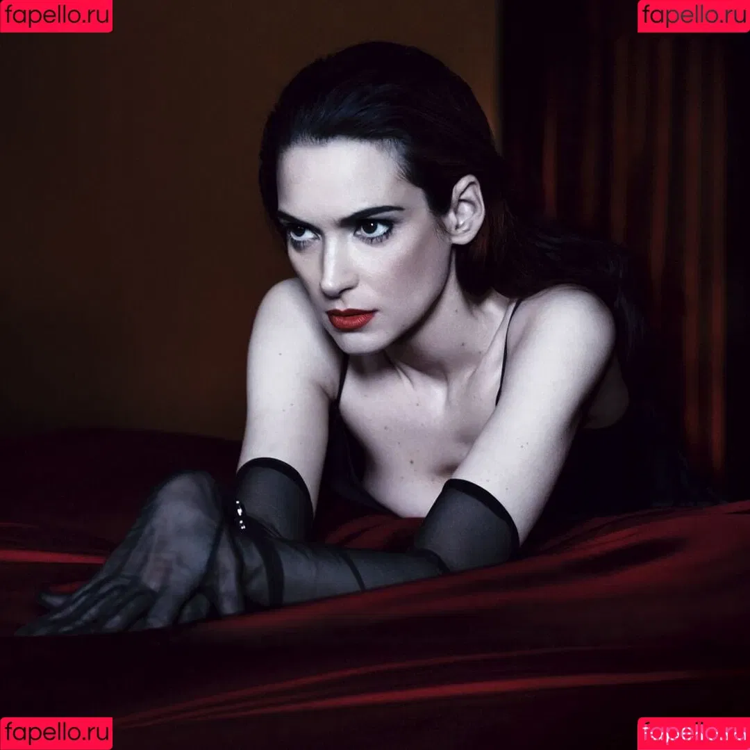 Winona Ryder / winonaryderofficial Onlyfans Photo Gallery 