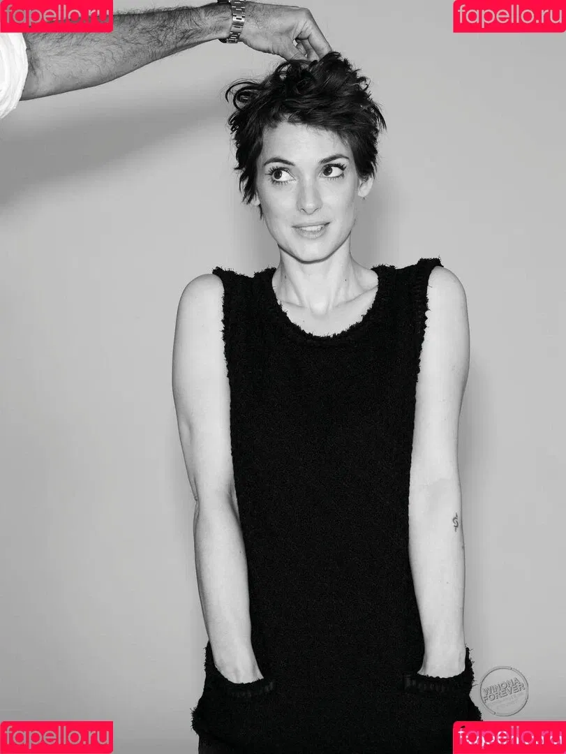 Winona Ryder / winonaryderofficial Onlyfans Photo Gallery 