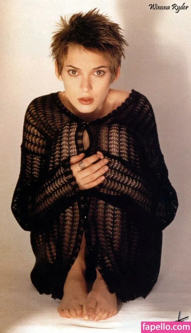 Winona Ryder / winonaryderofficial Onlyfans Photo Gallery 