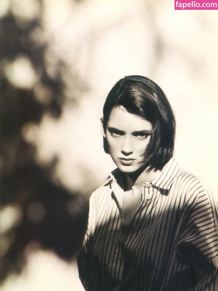 Winona Ryder / winonaryderofficial Onlyfans Photo Gallery 