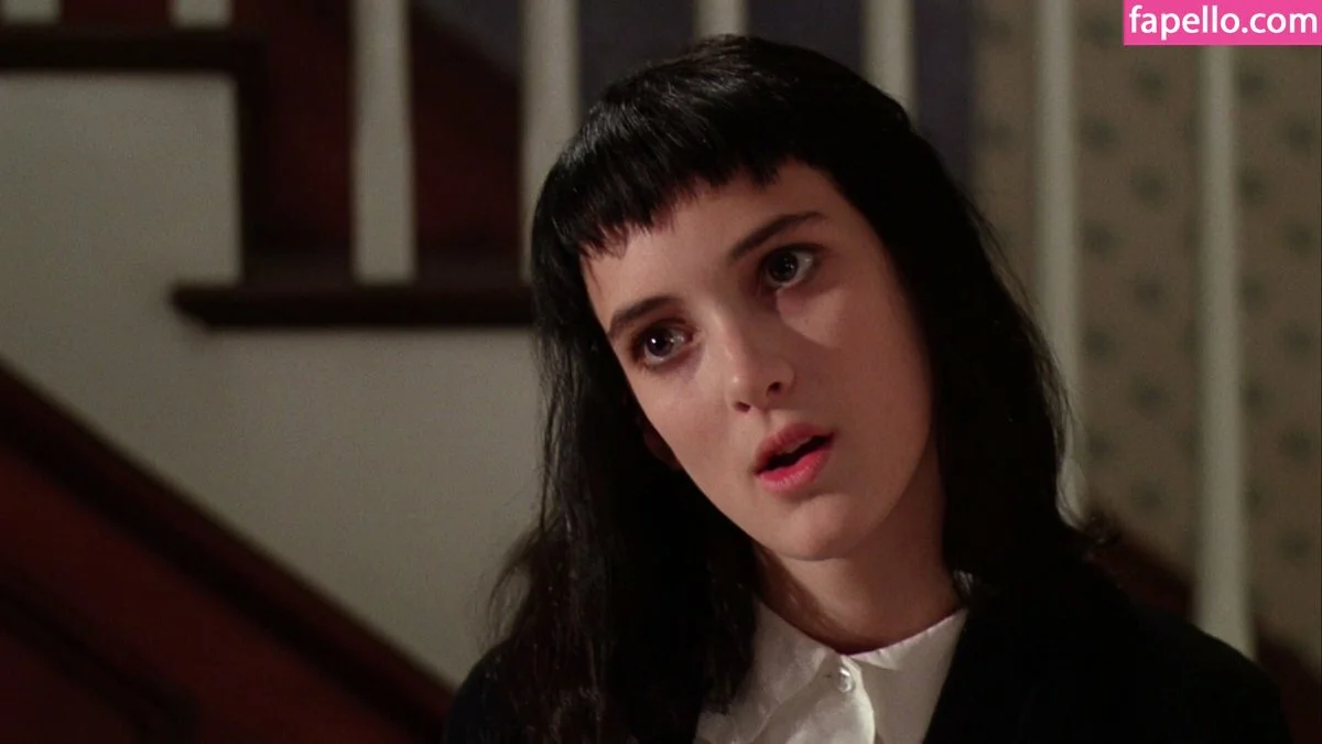 Winona Ryder / winonaryderofficial Onlyfans Photo Gallery 