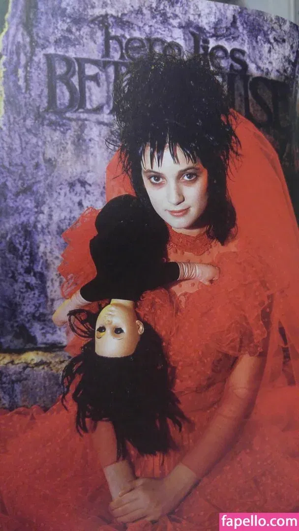 Winona Ryder / winonaryderofficial Onlyfans Photo Gallery 