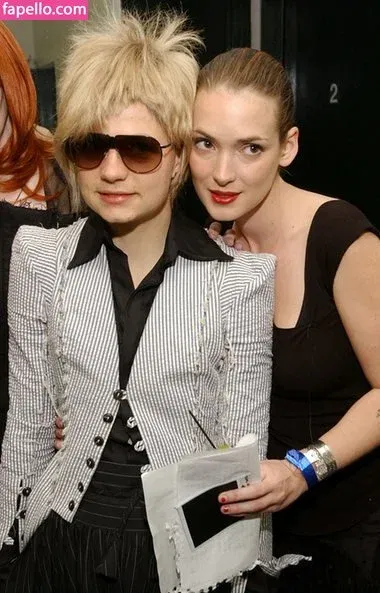 Winona Ryder / winonaryderofficial Onlyfans Photo Gallery 