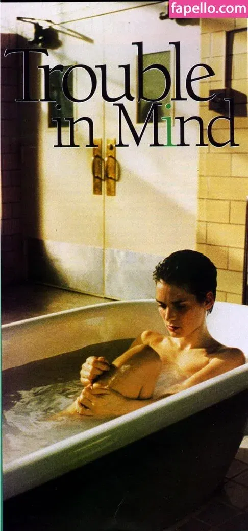 Winona Ryder / winonaryderofficial Onlyfans Photo Gallery 